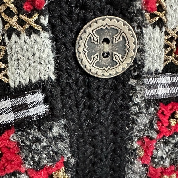 Marisa Canvas Multicolor Patterned Knit Vest Button Front S/M, Fair, Festival - Picture 4 of 8